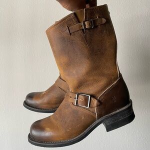 FRYE Engineer 12R Biker Boots in distressed brown leather- women’s 8.5